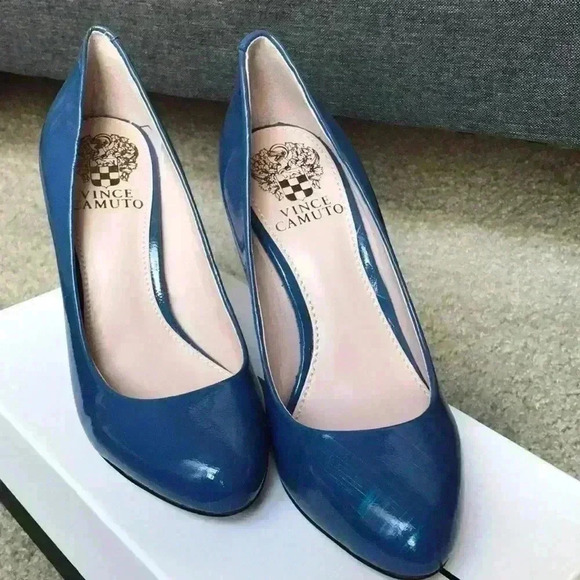 Vince Camuto Caelyn Patent Leather Pump SZ5M/35 - Picture 4 of 7